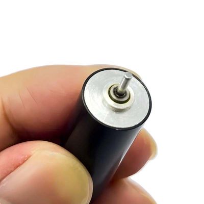 Özelleştirilebilir Pürüzlü DC Motoru Coreless Winding 13mm 1.32mNm 8400rpm 15V
